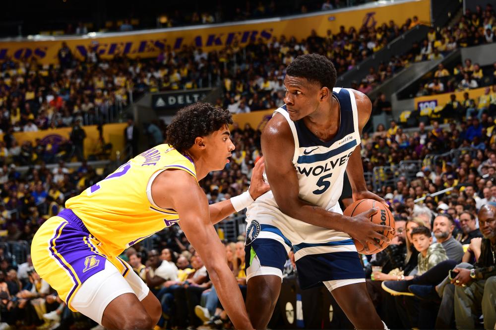 更是商业战 更是商业战