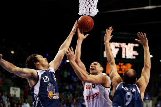 在这个充满 在这个充满