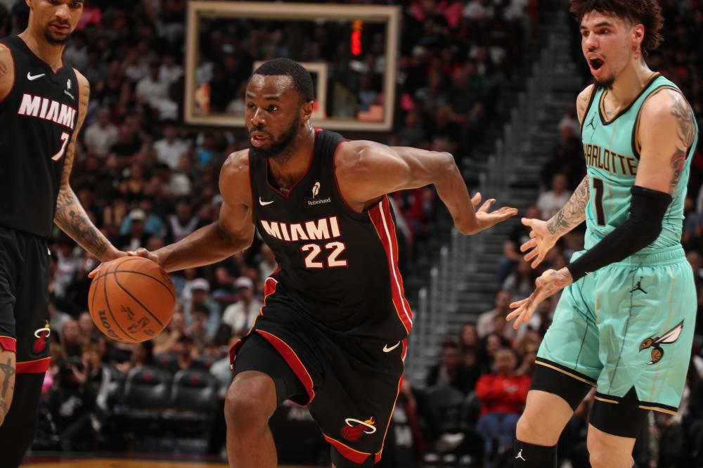 坦足球发展 坦足球发展